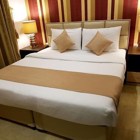 Salmiya Al Muhanna Plaza Luxury Plus מראה חיצוני תמונה